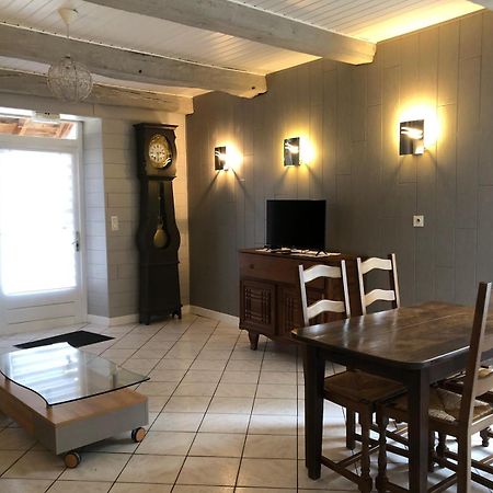 Bed and Breakfast Aux Berges Du Doubs Ougney-Douvot Экстерьер фото